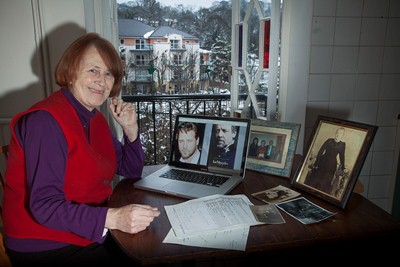 Pictured is Valerie Hall at her home in Llangollen, who after researching her family tree discovered she is a distant relative of Russell Crowe who is co-starring in the new Les Mis blockbuster.