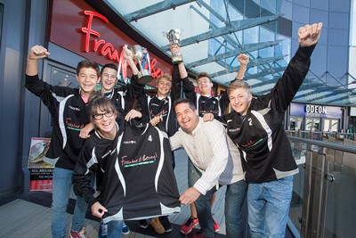EAGLES MEADOW - FRANKIE AND BENNIES SPONSOR BORRAS PARK UNDER 15'S FOOTBALL TEAM. Pictured at the presentation of the kit is Team Coach Annette Roberts with Frankie and Bennies Manager Peter Cross and Players (L/R) Callum Croaa, Scott Swords, Cameron Allan, Jay McKevitt-Harvey and Celyn Roberts.